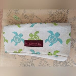 Bungalow 360 Vegan Wallet Peace Sign Zipper